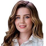 Врач Азракова Регина Александровна