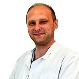 Врач Фадеев Вадим Андреевич