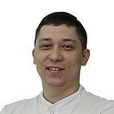 Врач Фаттахов Марат Дамирович