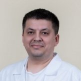 Врач Гильманов Ильдар Рифович