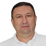 Врач Хамитов Рустам Хакимьянович