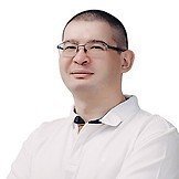Врач Хисаметдинов Арслан Бухажарович