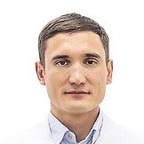 Врач Кузбеков Азат Ришатович