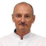 Врач Кузнецов Вячеслав Олегович