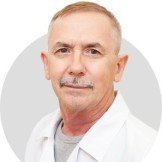 Врач Лукманов Салават Ахатович