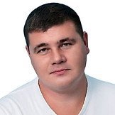 Врач Лутфрахманов Руслан Наилович