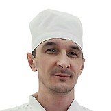 Врач Мавзютов Азат Миратович