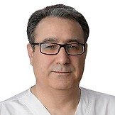 Врач Мовин Виталий Борисович