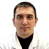 Врач Сабитов Рустам Фависович
