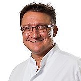 Врач Уразбахтин Ильгам Ирекович