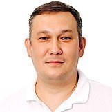 Врач Валеулин Руслан Анварович