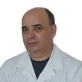 Врач Закиров Роберт Маснавиевич
