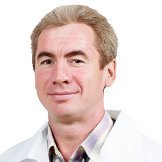 Врач Зекрин Ринат Мадегамович